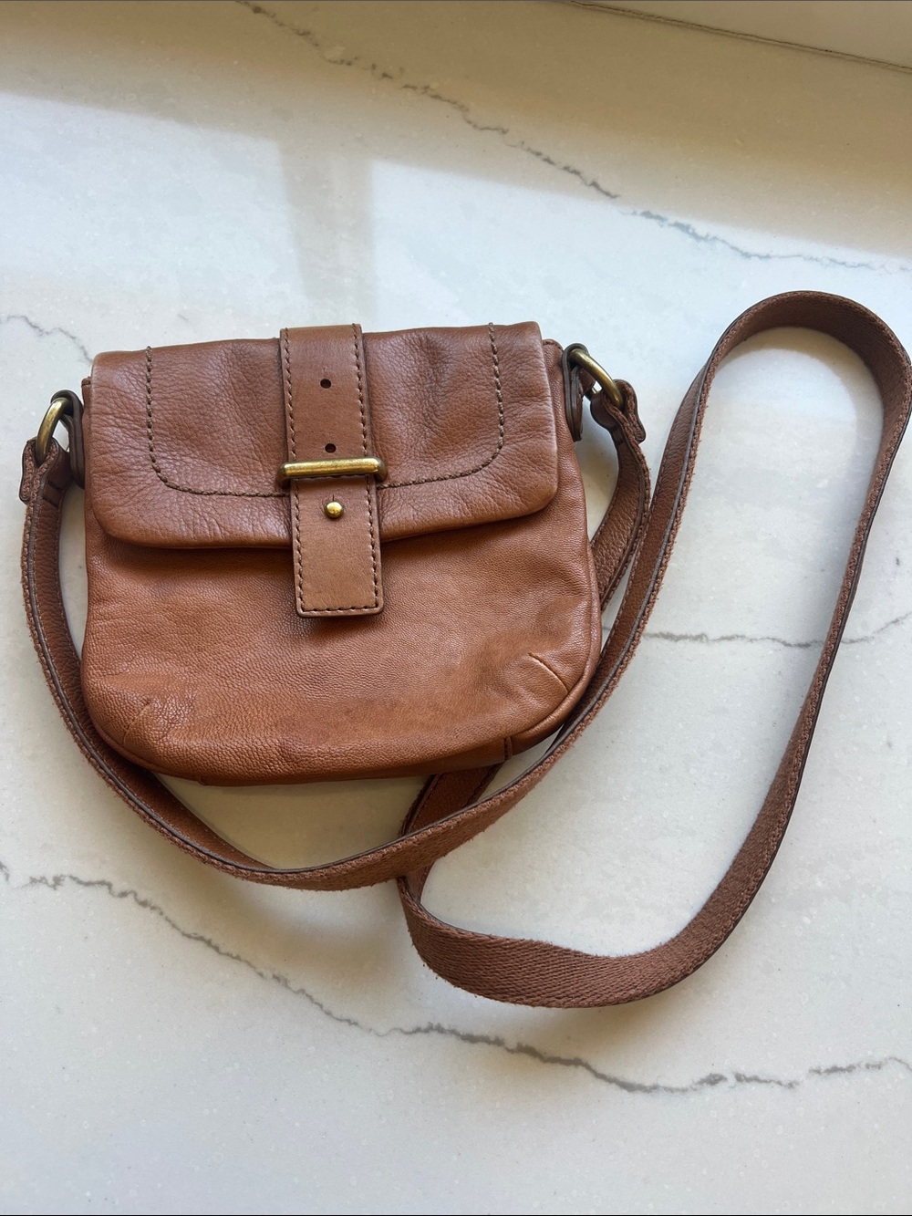 Fossil Brown Leather Crossbody Bag with Buckle Accent